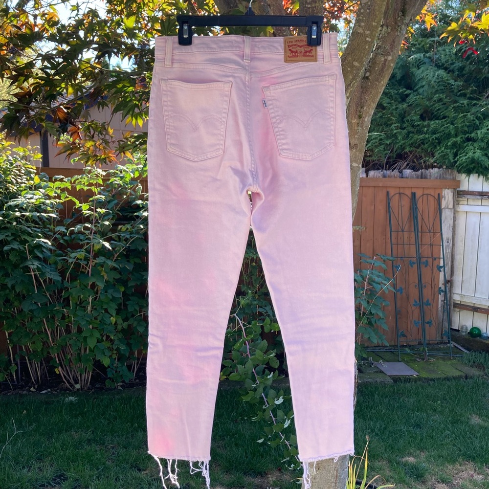 Levi's wedgie skinny distressed ankle baby pink - Picture 3 of 10